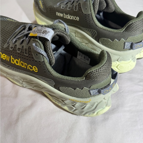 Size 12 Men's New Balance Fresh Foam X More Trail V3 Hiking Shoes MTMORCA3 - Picture 4 of 10